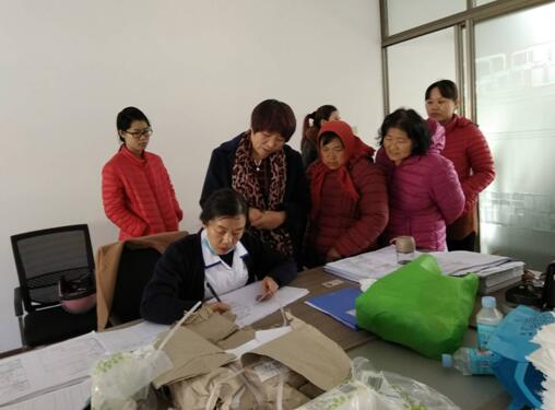 李哥莊鎮(zhèn)中心衛(wèi)生院__堅守崗位，呵護健康