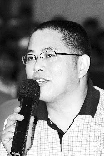 詩人建議中秋關閉照明燈賞月 網(wǎng)友齊贊同(圖)