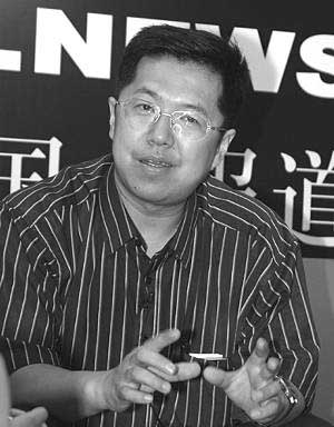 劉暢，中國(guó)青年報(bào)綜合采訪部主任，“首屆中國(guó)十佳曝光勇士”，代表作——《山西繁峙礦難系列報(bào)道》