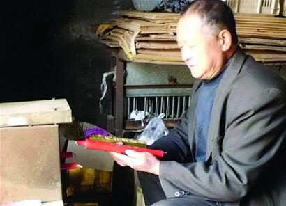 守望老字號老行當(dāng)老手藝:穿越時(shí)光 質(zhì)樸恒遠(yuǎn) 守望老字號老行當(dāng)老手藝:穿越時(shí)光 質(zhì)樸恒遠(yuǎn)