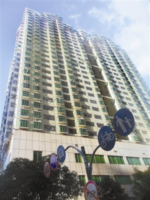 4名被害人疑為“畢打奧夜總會”的女員工，但此說法未得到羅湖警方證實。圖片來源：晶報
