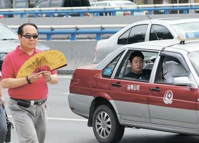 桑拿天青島六成出租不開空調 乘客可拒付車費
