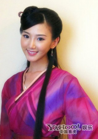 天涯明月刀——南宮翎，毛曉彤水靈靈的妹子，在天涯明月刀中的三個妹子lz一眼就相中了期待以后她更多的古裝造型