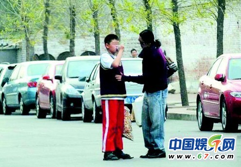 娛圈星二代開學(xué)盛況