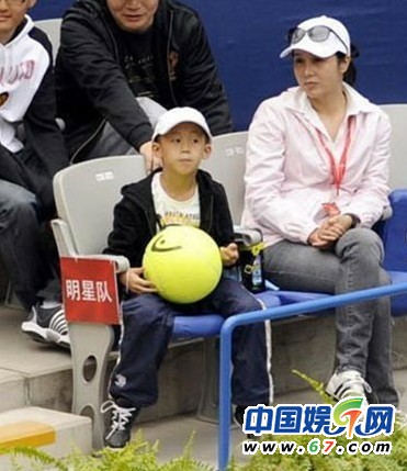 娛圈星二代開學盛況