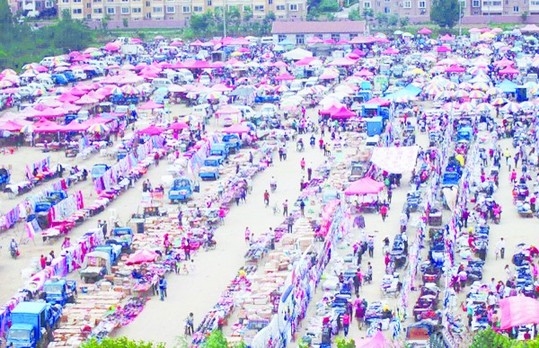 現(xiàn)在的辛安大集占地60余畝。