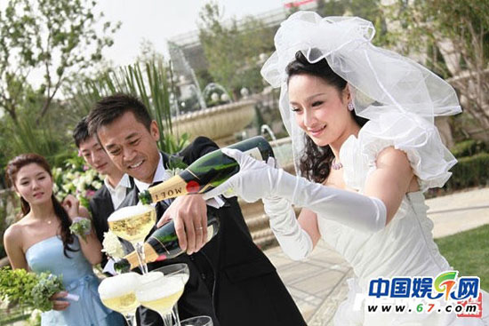 細數(shù)王學(xué)兵的兩段婚姻三段情 新歡張芊芊是前TVB主播