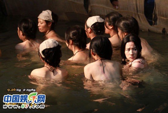 劉亦菲全裸與蛇同浴 《銅雀臺(tái)》大尺度情欲劇照