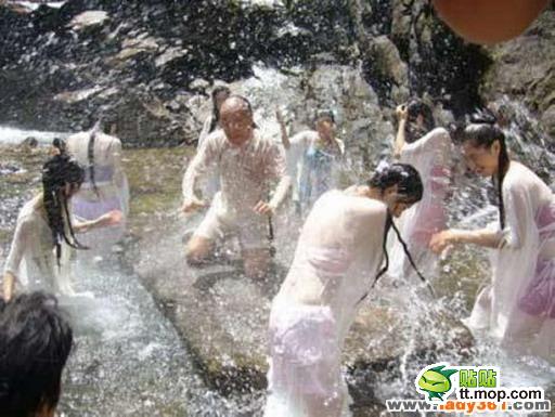 明星沐浴戲凸點走光合集 章子怡許晴范冰冰大膽獻(xiàn)身