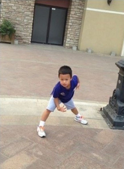 孫悅5歲兒子生活照曝光 CEO老公背景大揭秘