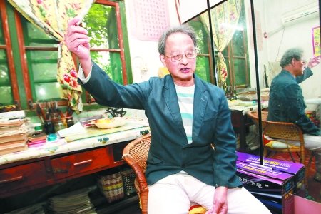 74歲教授征婚要求30歲以下 74歲教授征婚要求30歲以下