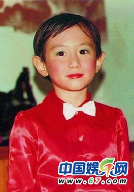 TVB明星兒時照 佘詩曼童年三點(diǎn)式比基尼照曝光