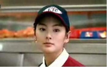 娛樂圈紅星出道照盤點:范冰冰清純遠勝劉亦菲