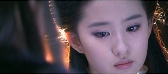 娛樂(lè)圈巨星出道照盤(pán)點(diǎn):范冰冰清純遠(yuǎn)勝劉亦菲