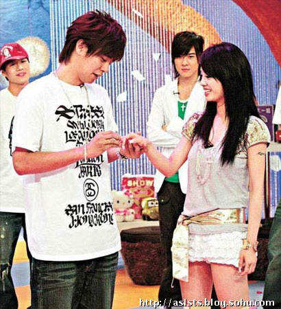 愛(ài)集郵的女星 男友真不少哇
