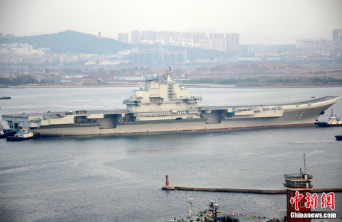 資料圖：遼寧艦入列后首次完成出海測試。