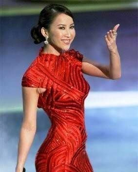 趙雅芝湯唯等眾一線女星演繹旗袍風(fēng)情 旗袍造型是慘是美眾說紛紜
