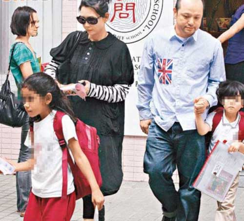 44歲邱淑貞懷男胎旺夫 身價(jià)25億成最有錢(qián)人妻