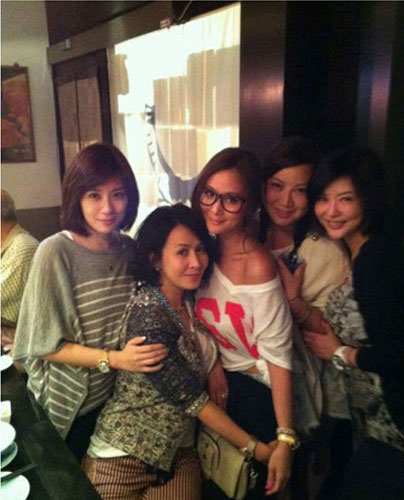 混娛樂(lè)圈的豪門千金 純屬玩票