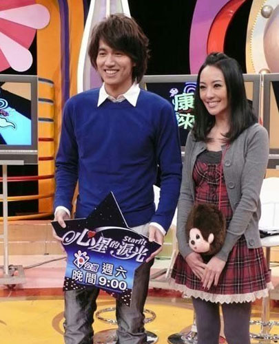 混娛樂圈的豪門千金 純屬玩票