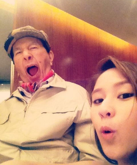 混娛樂圈的豪門千金 純屬玩票