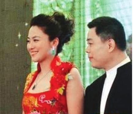 王寶強娶?；ㄟx美冠軍戀諧星 絕色女星嫁丑男(組圖)