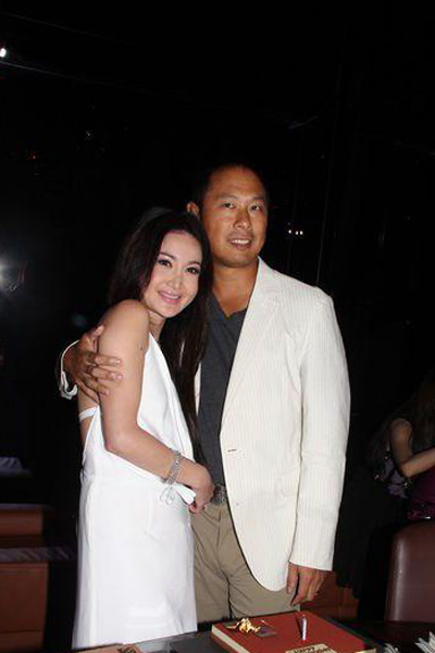 王寶強(qiáng)娶校花選美冠軍戀諧星 絕色女星嫁丑男(組圖)