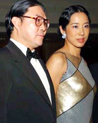 王寶強(qiáng)娶?；ㄟx美冠軍戀諧星 絕色女星嫁丑男(組圖)