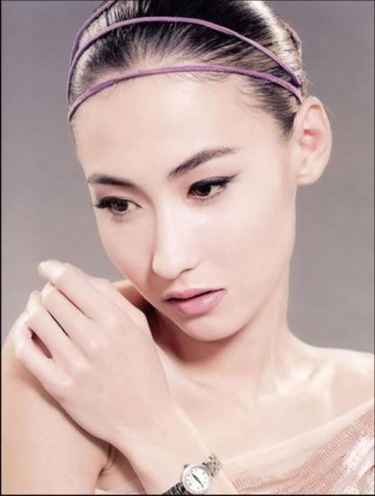 娛樂圈奢侈帝后排行榜：葛優(yōu)無子 贈(zèng)妻游艇別墅豪車