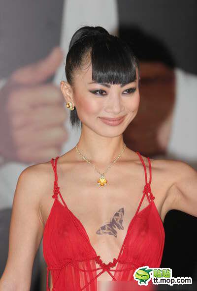 又是一個跟干露露叫板的艷星！