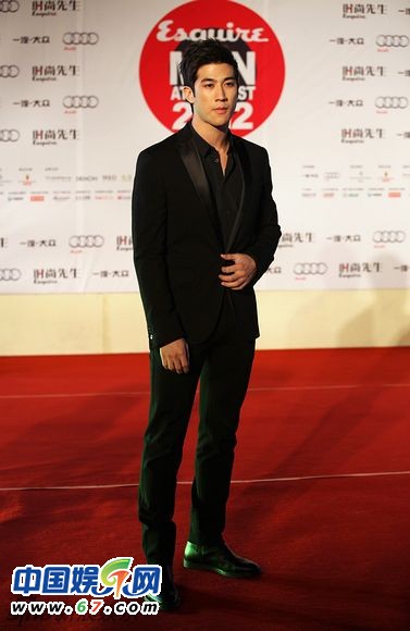 時(shí)尚先生盛典紅毯