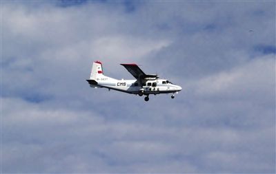 日方稱中國飛機(jī)1958年以來首入其“領(lǐng)空” 日方稱中國飛機(jī)1958年以來首入其“領(lǐng)空”