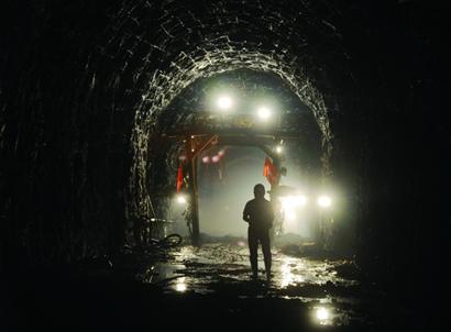 我市開始進入地鐵建設(shè)的高潮期 3號、2號線都已開工建設(shè) 1號、4號、6號線也將陸續(xù)開工