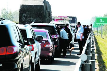 免費(fèi)高速”？“車在 途”！