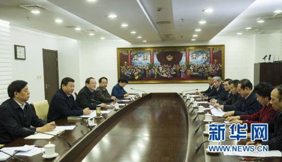 近日，中共中央總書記習(xí)近平和中共中央政治局常委俞正聲等中央領(lǐng)導(dǎo)同志走訪了各民主黨派中央和全國(guó)工商聯(lián)并座談。 新華社記者李學(xué)仁攝