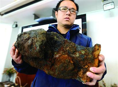 大洋一號(hào)帶回?cái)?shù)噸海底寶貝 大洋一號(hào)帶回?cái)?shù)噸海底寶貝