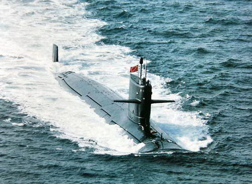 資料圖：中國海軍新服役的093型攻擊型核潛艇。
