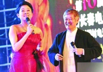 央視春晚語(yǔ)言類(lèi)節(jié)目基本成型 趙本山演樸實(shí)百姓
