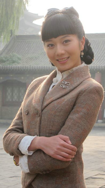 北影?；廊藞D譜 華妃蔣欣坎坷上位