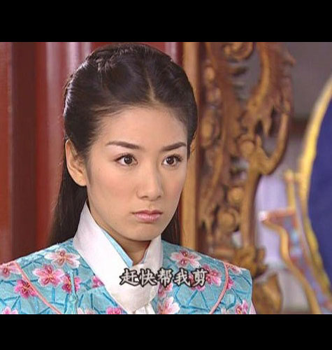 黃奕美國(guó)生女兒 入行13年認(rèn)香港干爹 戀趙薇前男友