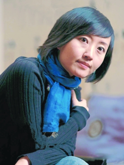 新書熱銷引諸多非議，閭丘露薇暗諷其采訪不專業(yè)