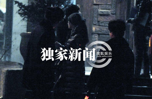 李小冉和鄢頗吃飯會友