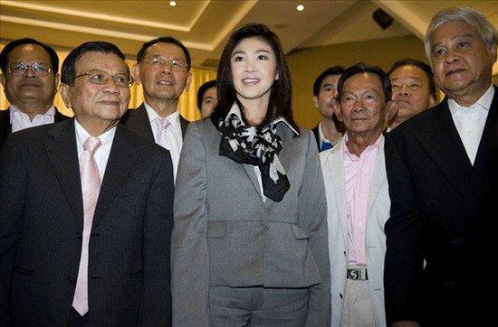 泰國(guó)美女總理英拉