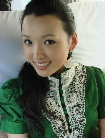 趙本山旗下的美女誰吸金最多？