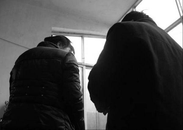 農民工齷齪行徑 常與站街女廝混