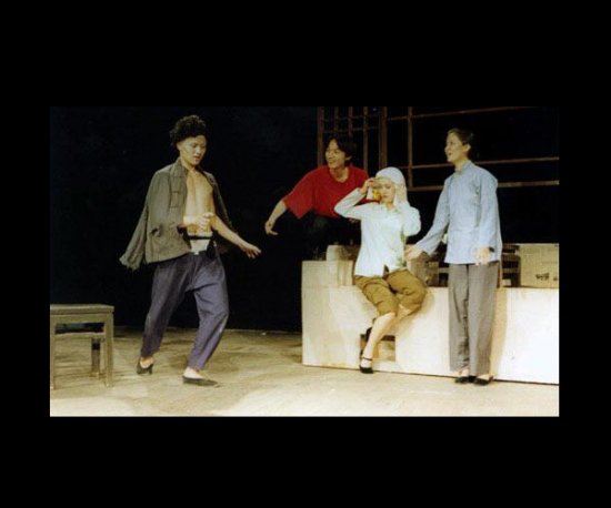 明星校園演出青澀照 你能認出誰