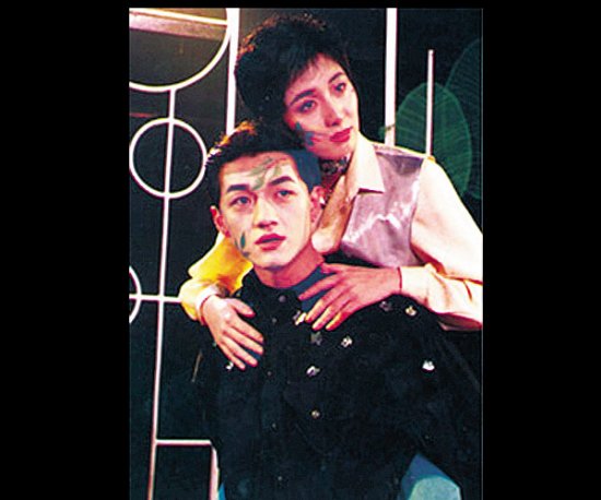 明星校園演出青澀照 你能認(rèn)出誰