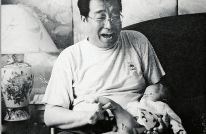 李雙江老來得子。