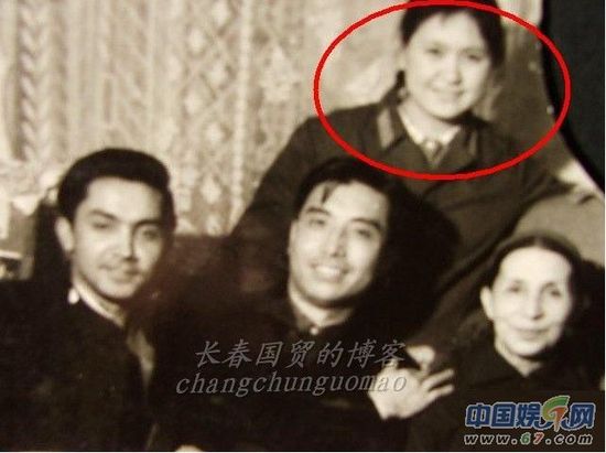 李雙江與前妻合影曝光。