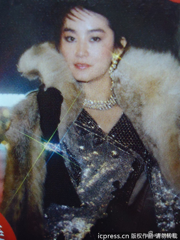 林青霞泳裝舊照